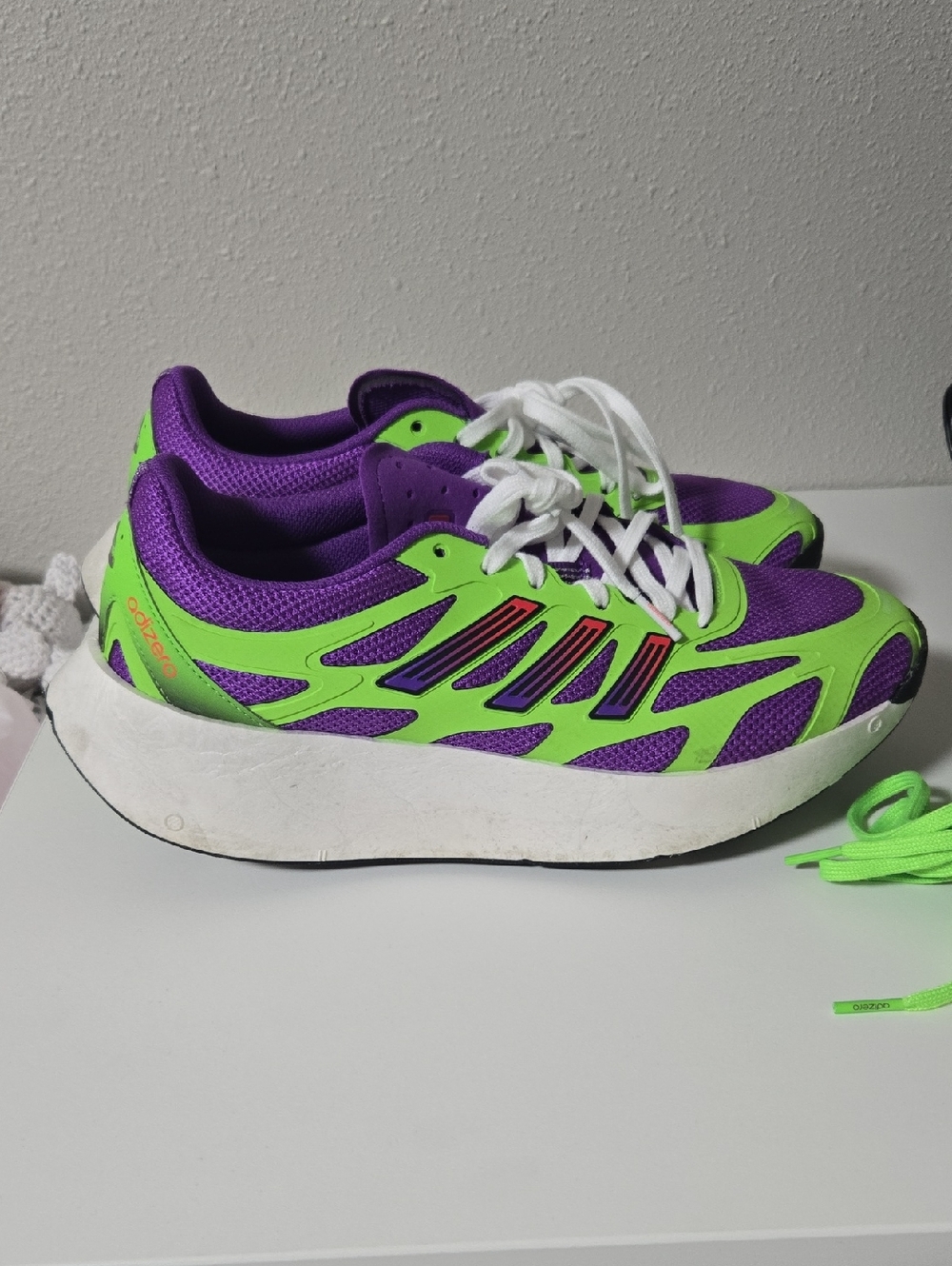 Adidas Sneakers